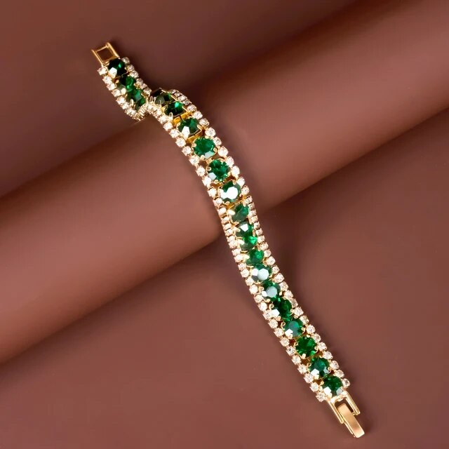 金色と緑のブレスレット