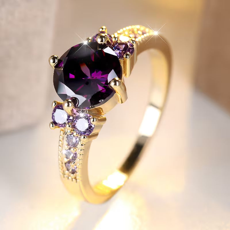 金色のアメジストアクセントリング