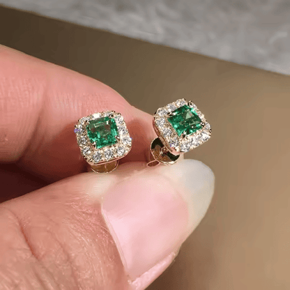 ゴールド エメラルド スクエア ヘイロー スタッドピアス