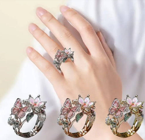 ヴィンテージ金色のプリフディダナス花モチーフリング