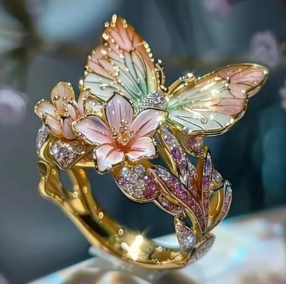 ヴィンテージ金色のプリフディダナス花モチーフリング