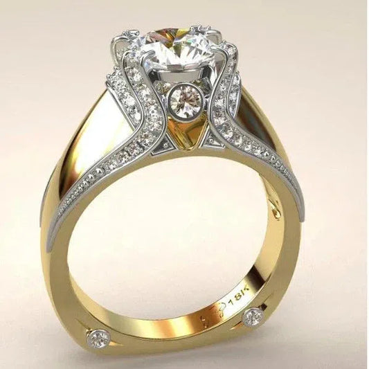 ヴィンテージ風の金色リング